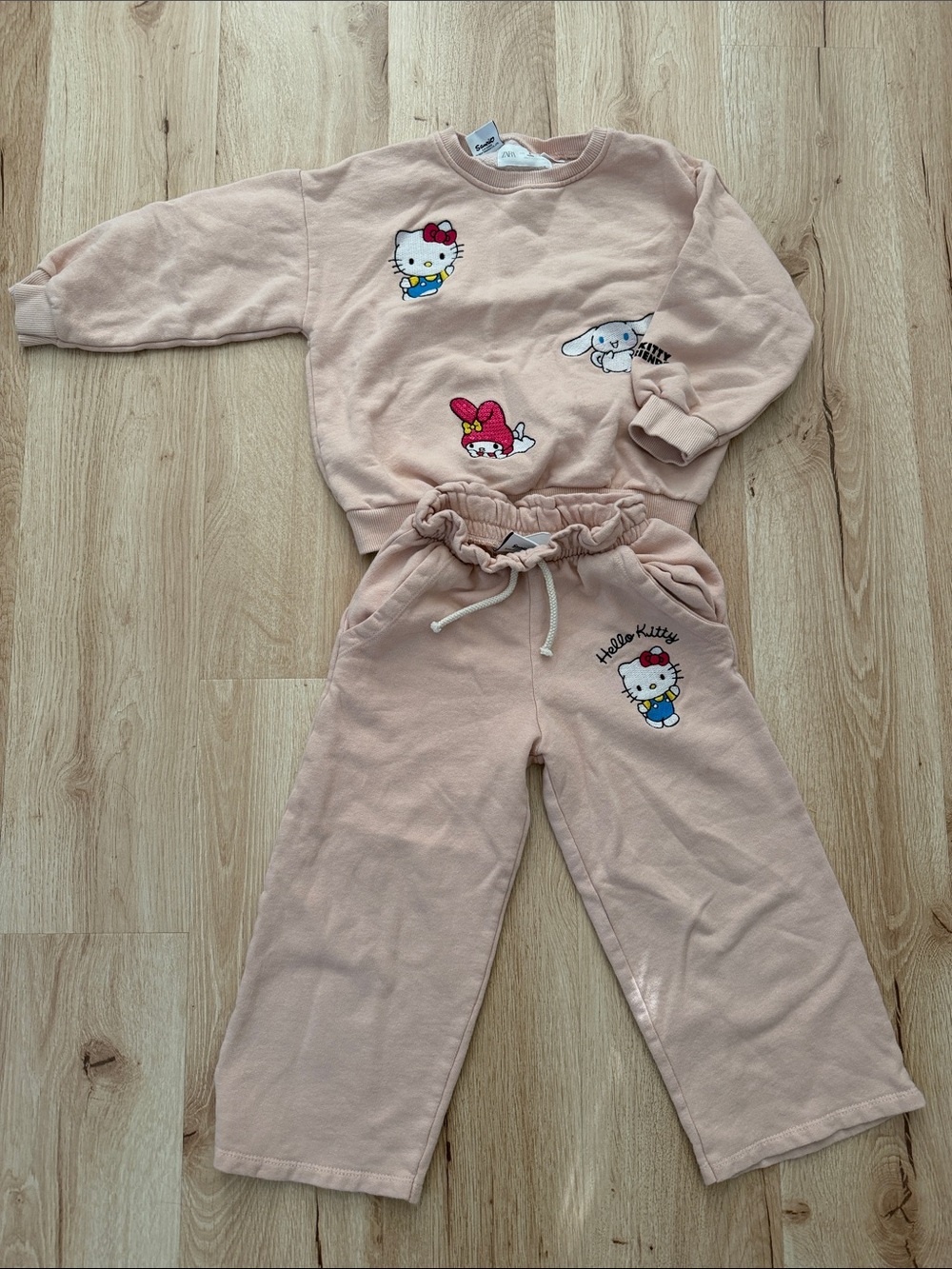 Hello Kitty Zara Sweatshirt & Jogger Set